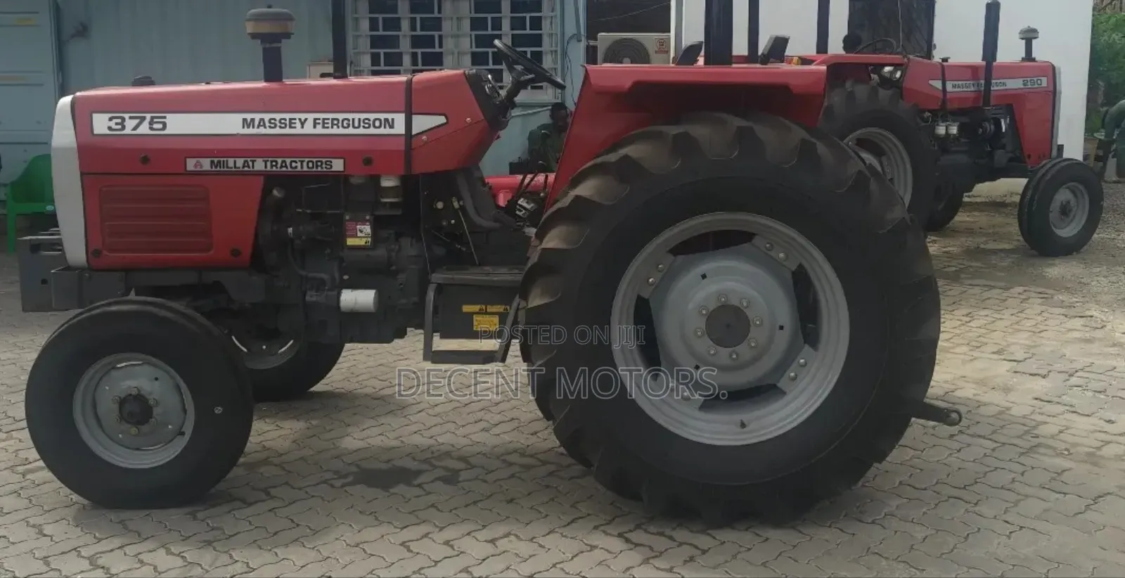 Tractor 290