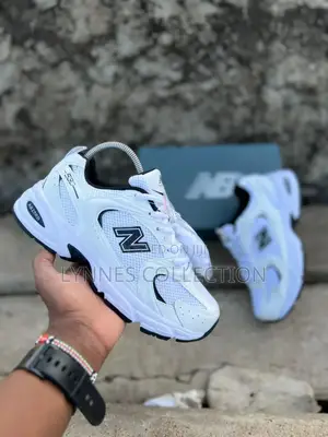 Nb 530 Black and White