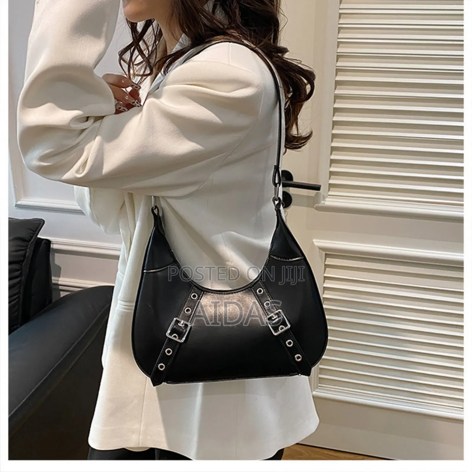 Classy but Cute Ladies Handbag