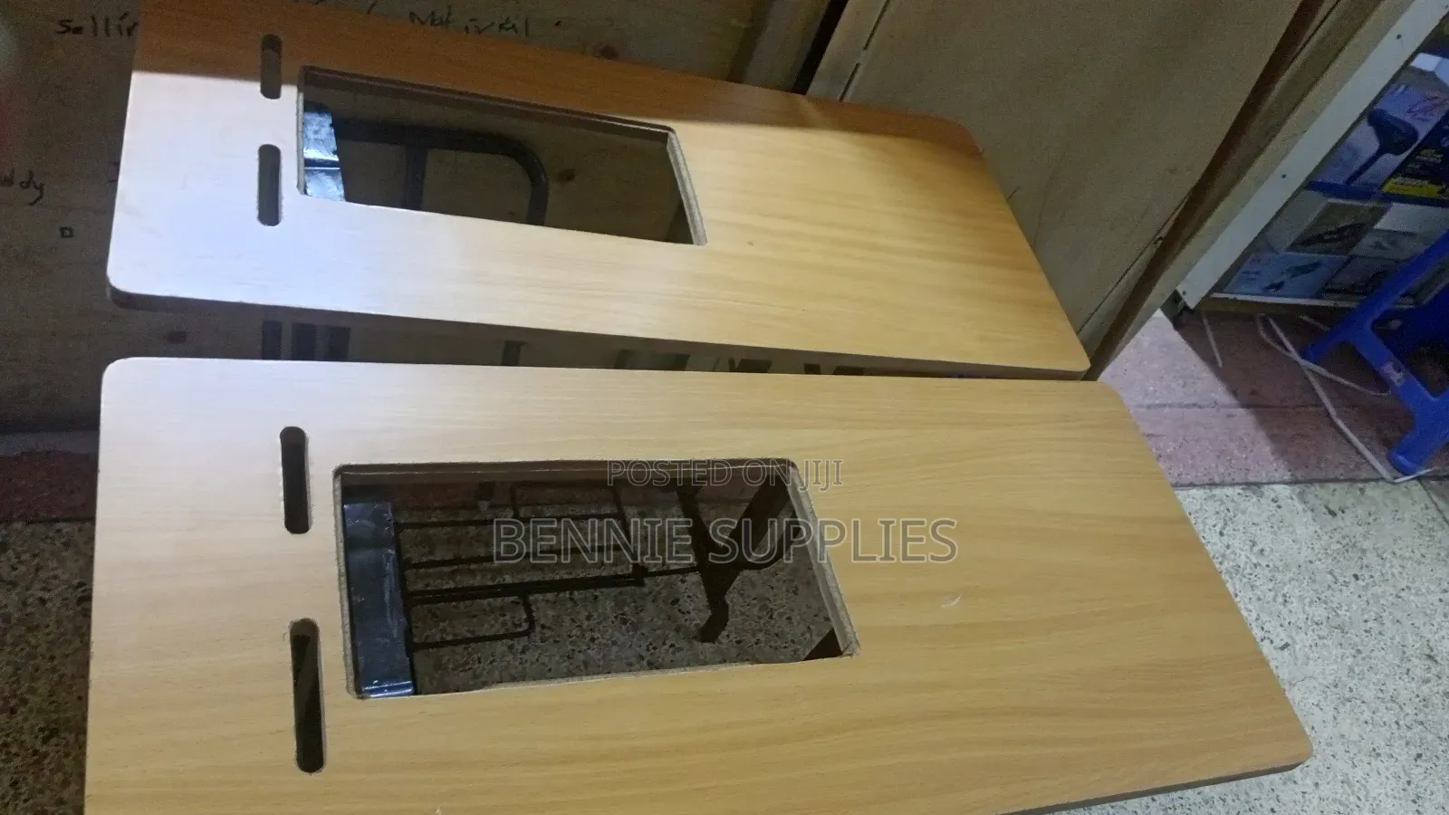 Local Sewing Table / Affordable Sewing Table