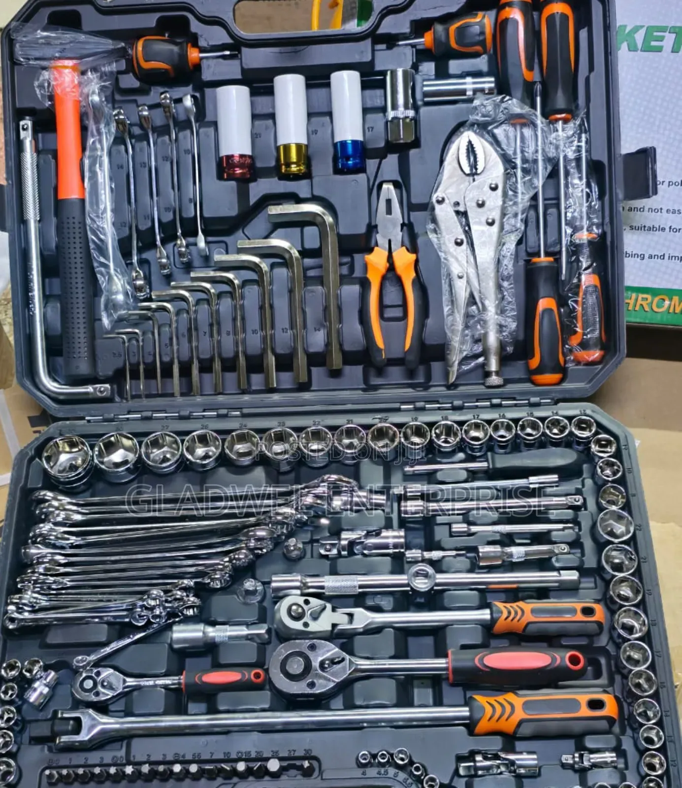 142pcs Socket Wrench/ Toolset
