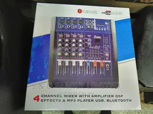 Omax 4 Channel Powered Mixer