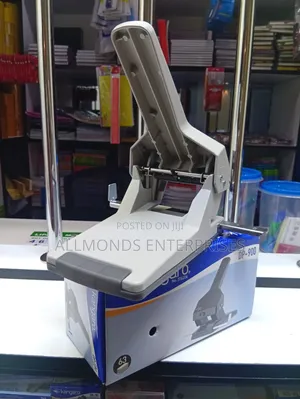 Kangaroo Paper Punch Dp 900