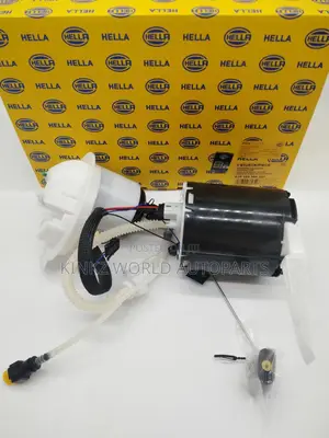 Land Rover Freelander 2 L359 3.2 Petrol Fuel Pump Lr038601