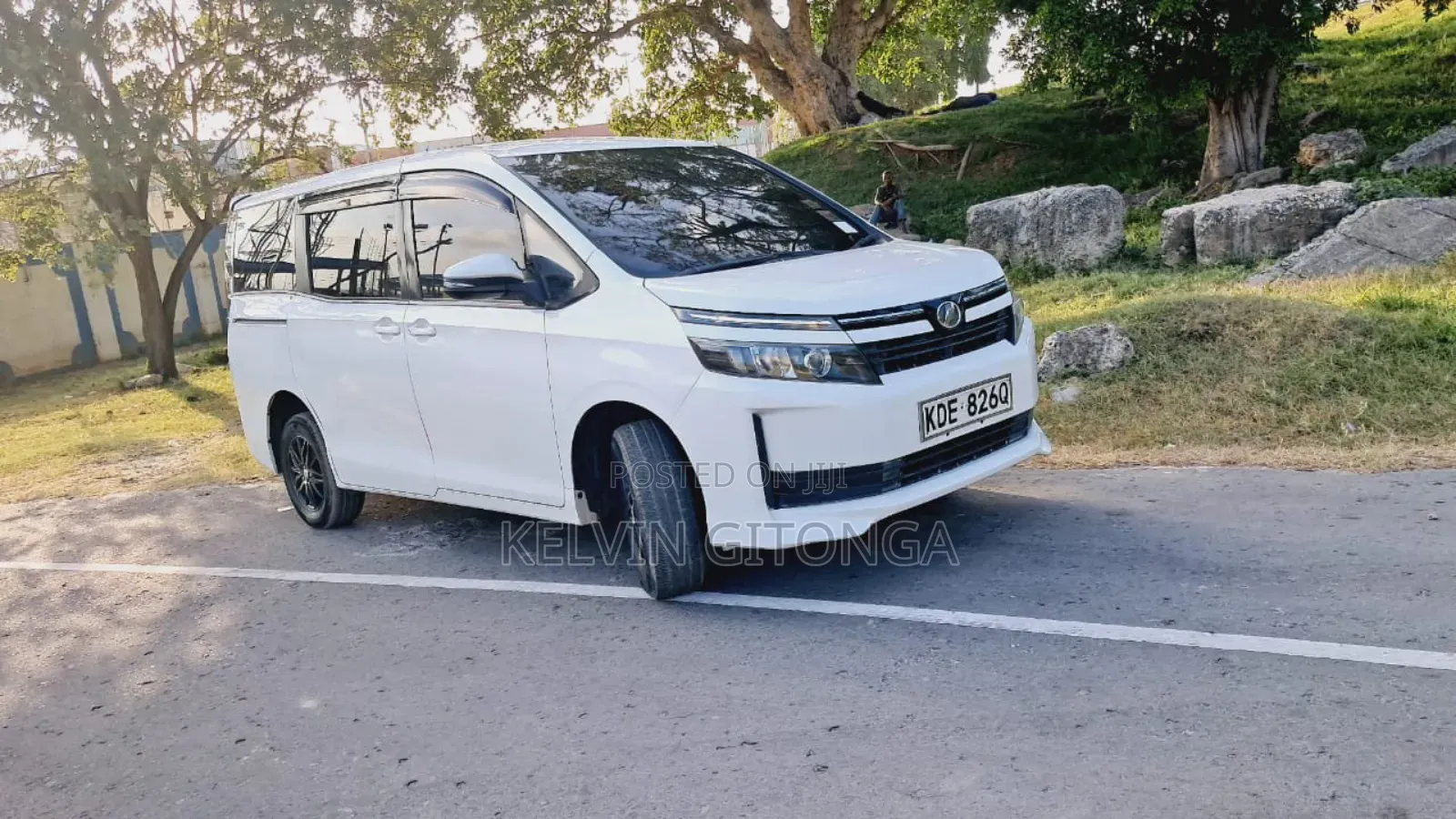 Toyota Voxy 2015 White