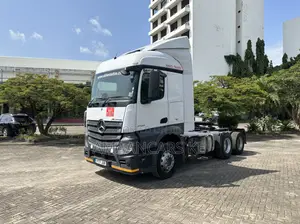 Mercedes-Benz Actros 2017 White