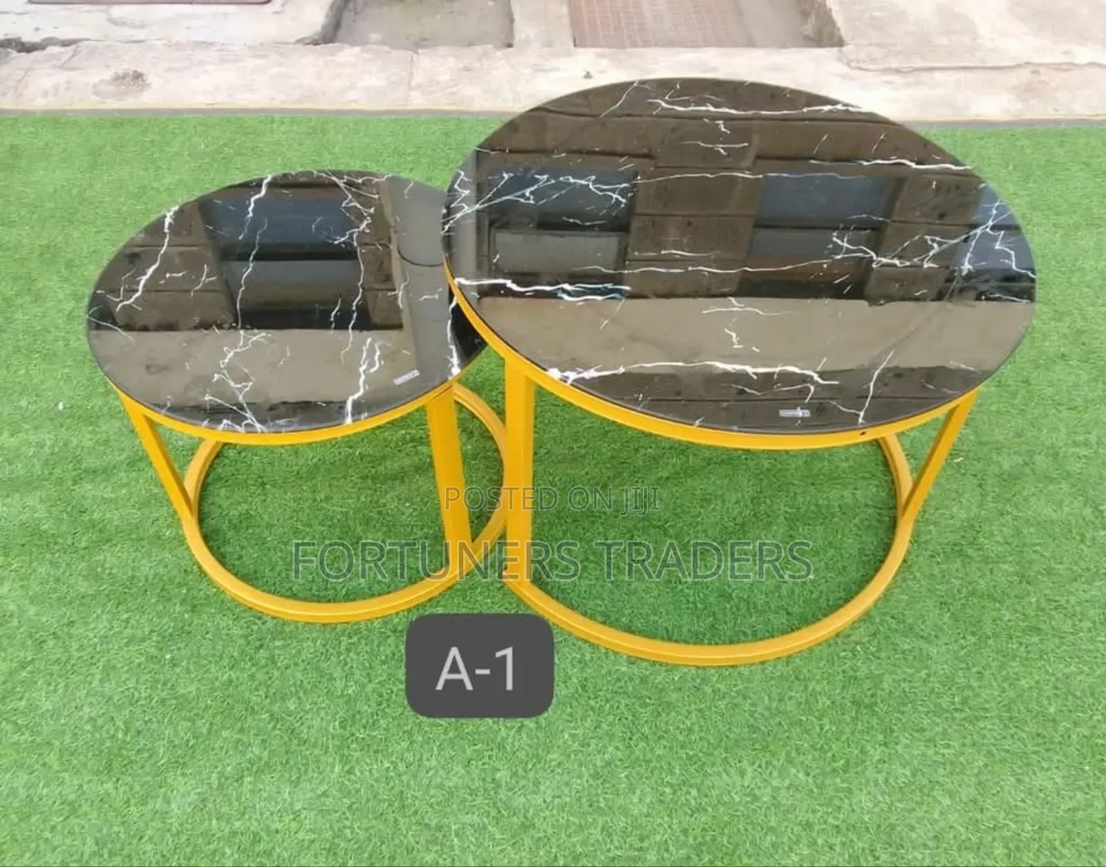 Classic Marble Coffee Nesting Table