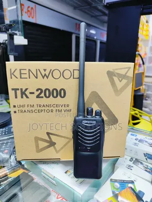 VHF Kenwood Tk 2000 Transceiver Walkie Talkie.