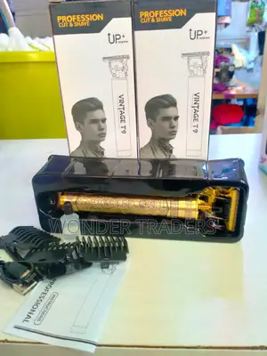 Professional Hair Trimmer , T Blade Hair Clippers