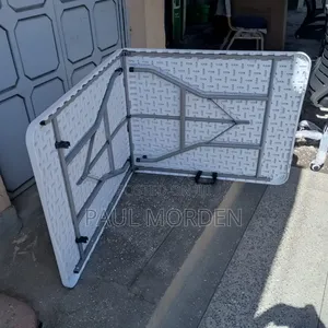 Foldable Table