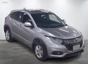 Honda Vezel 2018 Silver