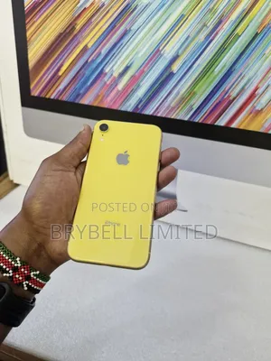 Apple iPhone XR 64 GB Yellow