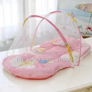 Pink Zip Closer Baby Net