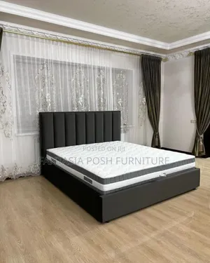 5*6 Black Chester Bed on Discount - Free Delivery