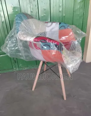 Eames Dining Chair