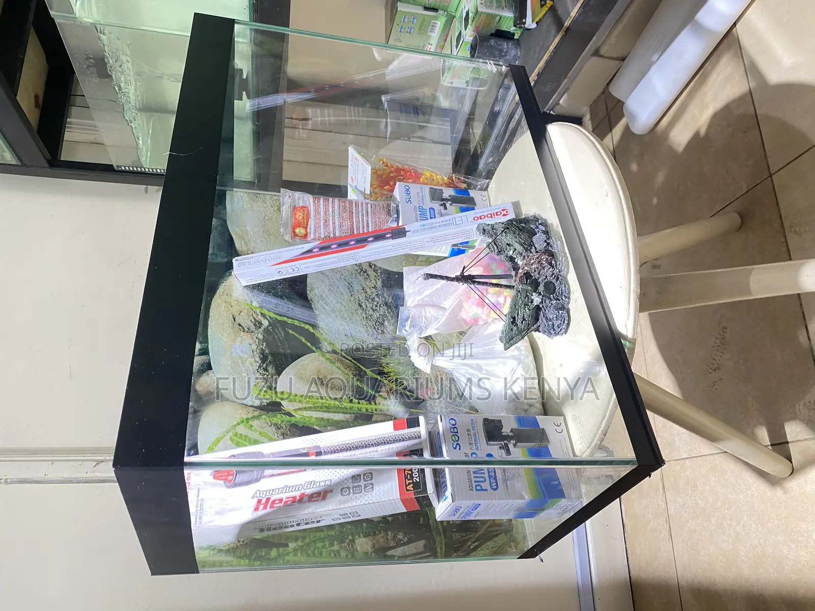 2ft of Tranquility – Aquarium Kit With Fish Decor