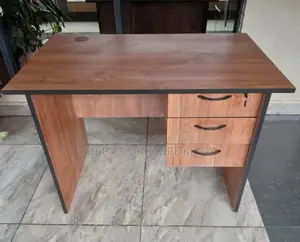 Clerical Desking:Polished Wooden Office Desk With 3-Drawers