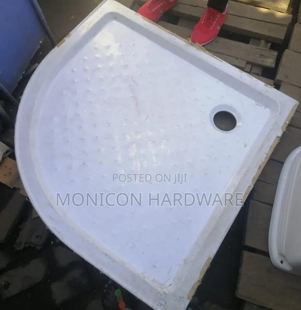 Semi Circular Shower Cubicles Tray Ex Uk - main view