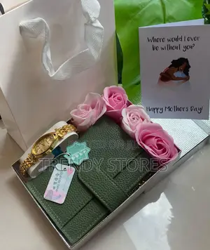 Mother's Day Gift Pack With Wallet