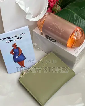 Mother's Day Gift Pack With 212 Perfume