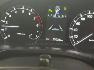 Toyota Premio 2018 Red