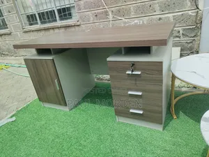 Office Executive Table (Office Desk 140cm)