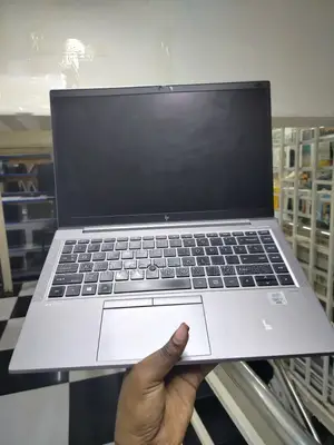 Laptop HP ZBook Firefly 14 G7 32GB Intel Core I7 SSD 512GB