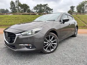 Mazda Axela 2018 Brown