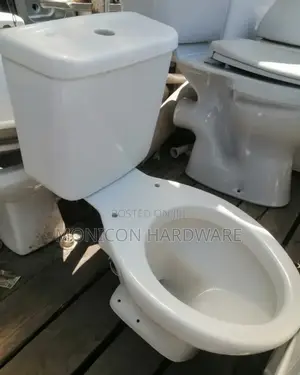 Close Couple Ex Uk Toilets