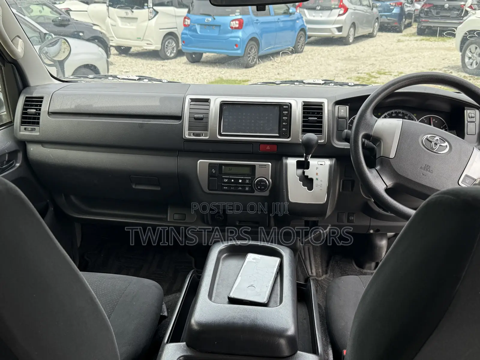 Toyota HiAce 2019 Silver