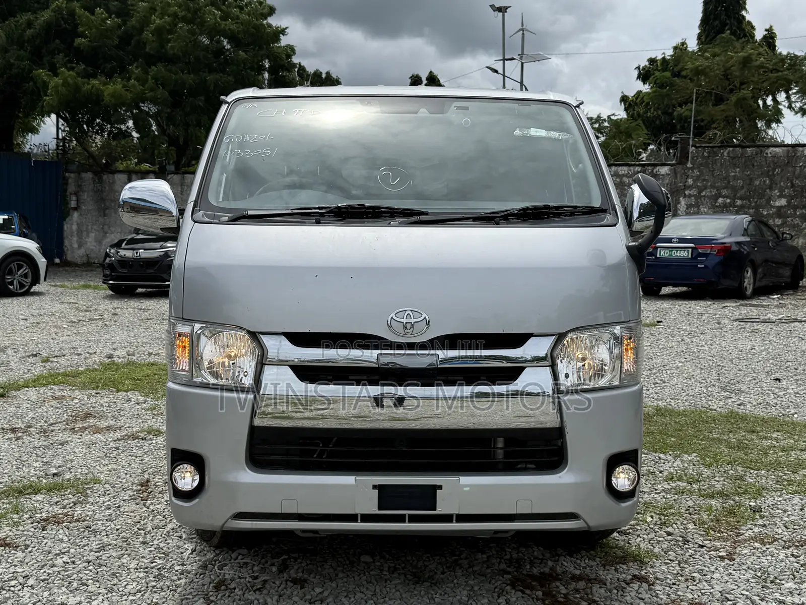 Toyota HiAce 2019 Silver