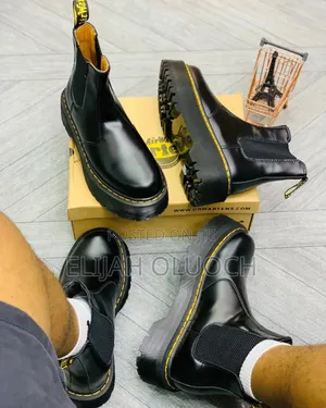Authentic Dr Martens Boots Size 40__45