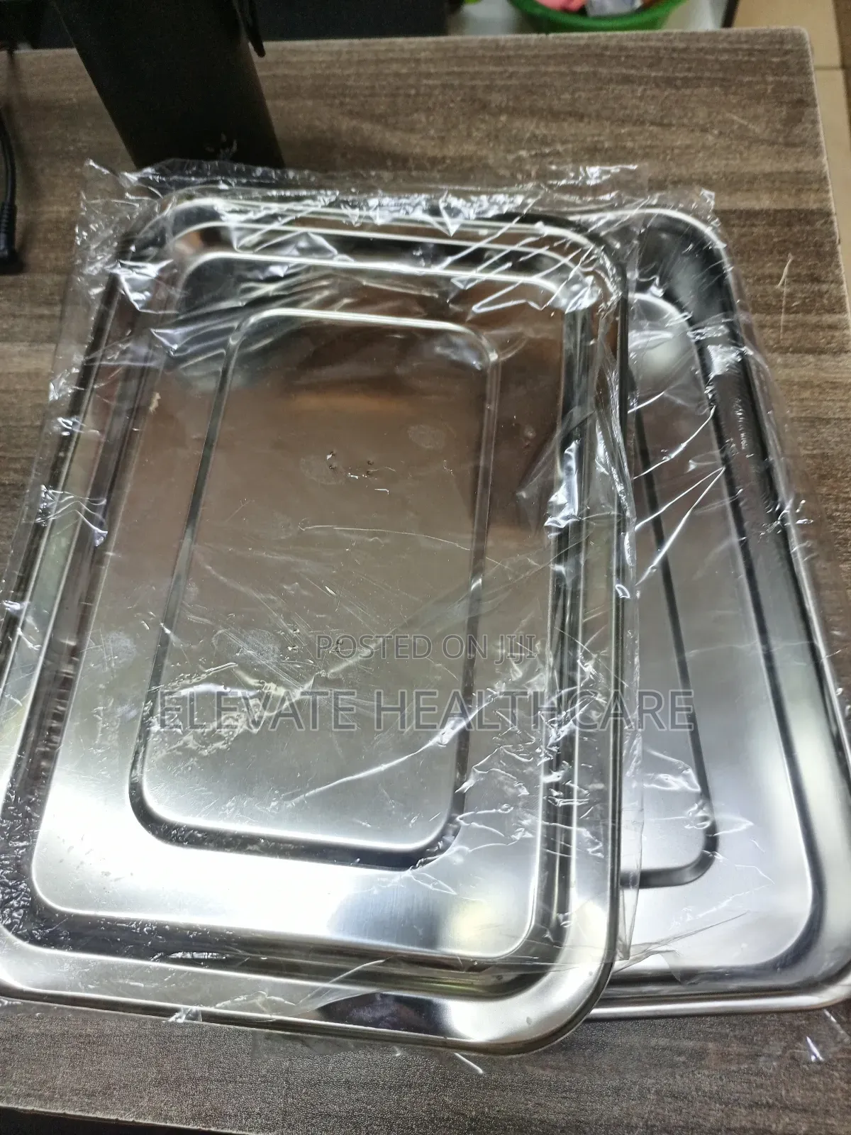 Operating Tray