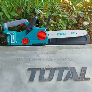 Total 12" Battery Powered Chainsaw