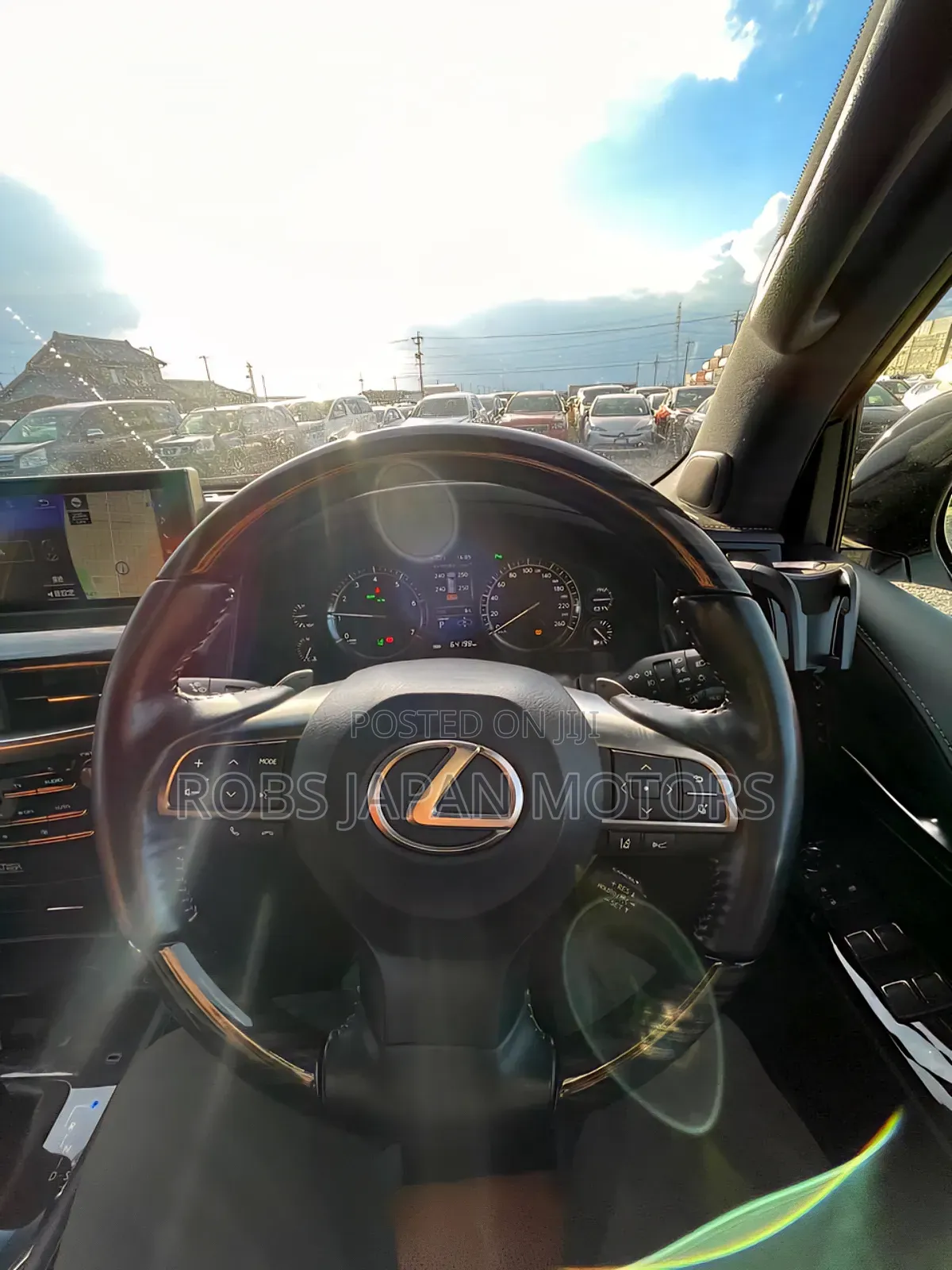 Lexus LX 570 AWD 2019 White