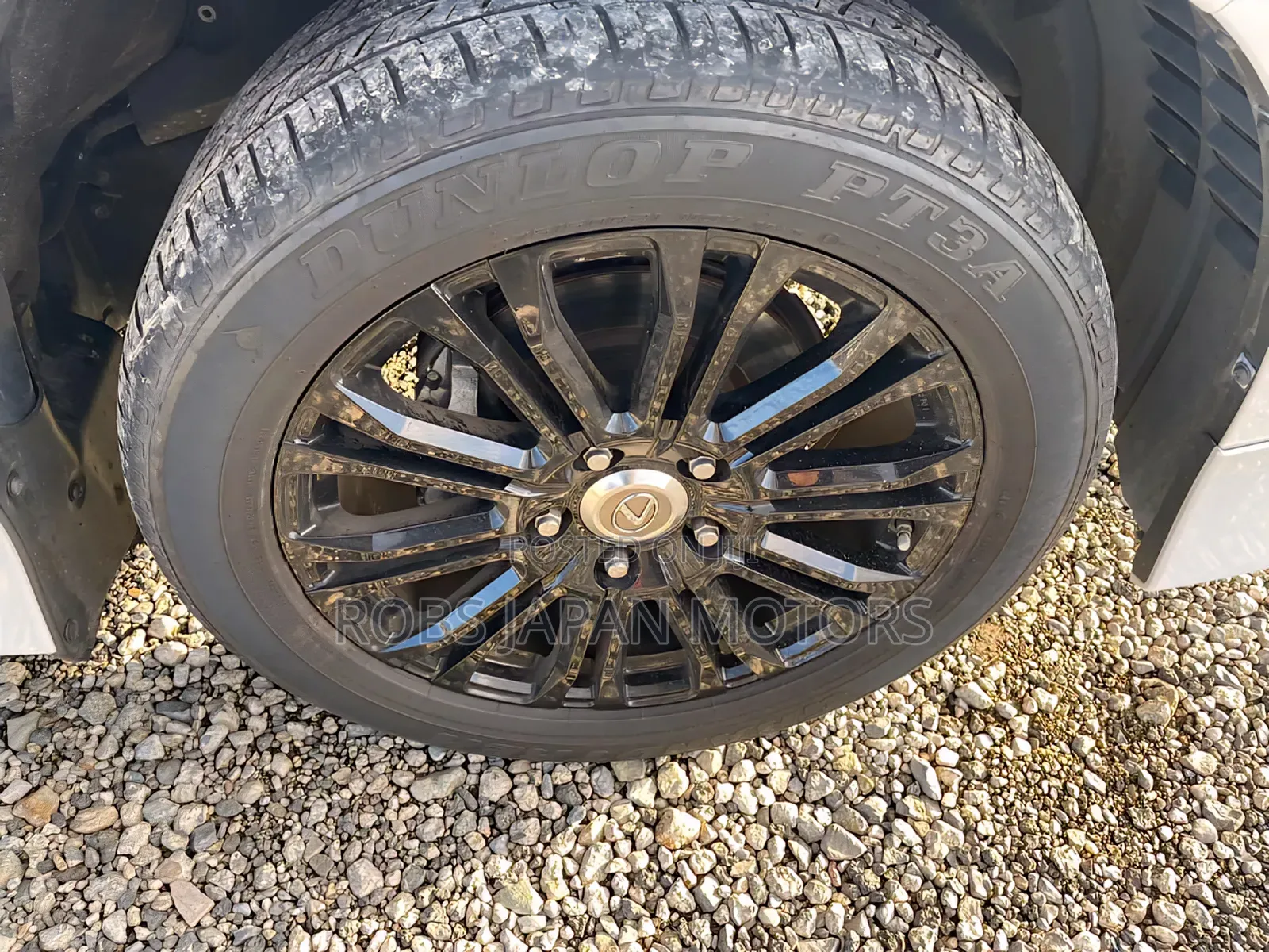 Lexus LX 570 AWD 2019 White