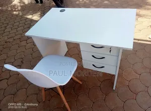 Office Desk+ Plastic Eames Chair