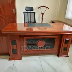 Office Desk : Executive Director Table