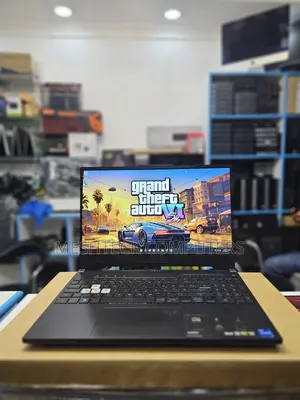 Laptop Asus TUF Dash F15 16GB Intel Core i7 SSD 512GB