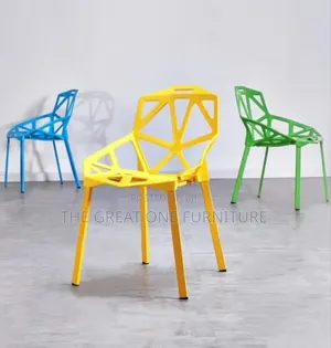 Stackable Colourful Dining/Restaurant Chair Yvc8k