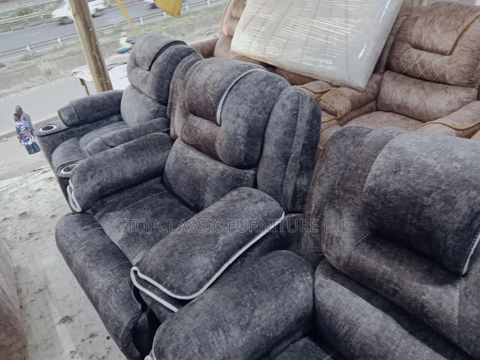 Semi Recliner 3seater