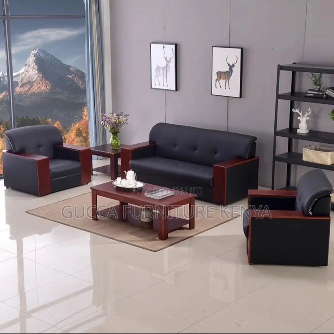 Sofas: Compact 5-Seater Leather Executive Sofa Lobby Set