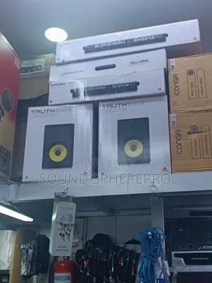 Behringer Truth B1031a Studio Monitor Speaker