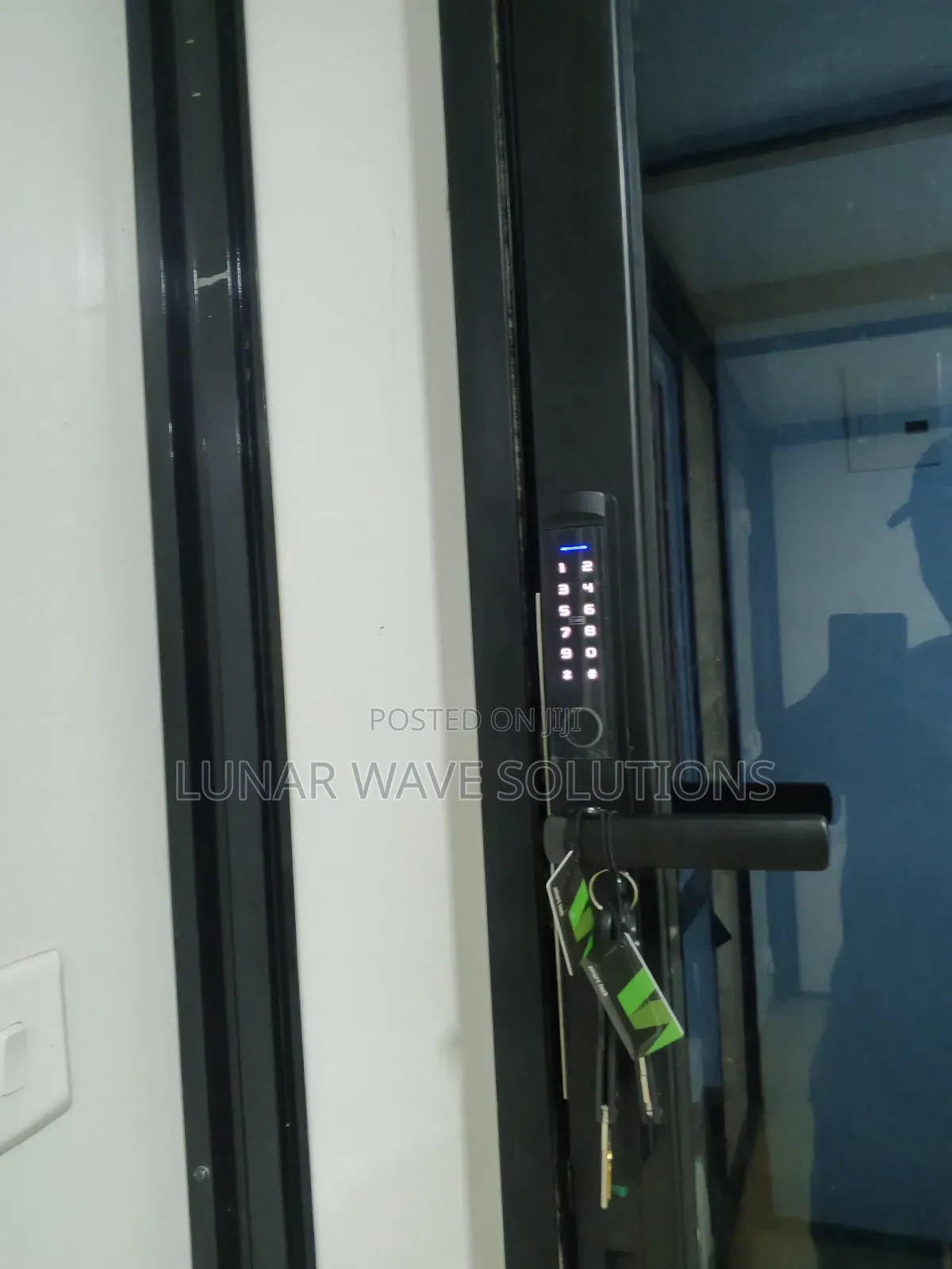 Aluminium Frame Smart Locks Tuya(Inclusive Installation)