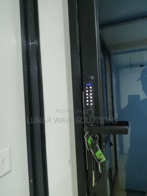 Aluminium Frame Smart Locks Tuya(Inclusive Installation)