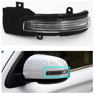Mitsubishi Outlander Side Mirror Indicator Lights