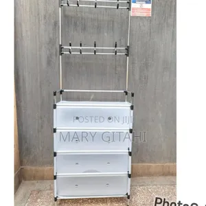 Enclosed Multifunctional Shoerack