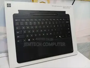 Surface Pro Signature Keyboard With Slim Pen Black + Co Pilot Ai