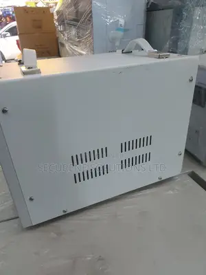 Drompower Pc-Svc5000va Servo Motor Ac Voltage Stabilizer