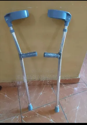 Forearm Crutches